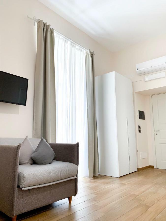 נאפולי Musto Suites & Rooms מראה חיצוני תמונה